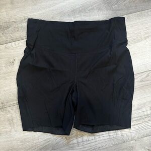 Lululemon Base Pace Ribbed High Rise Shorts 6” Black - Size 10
